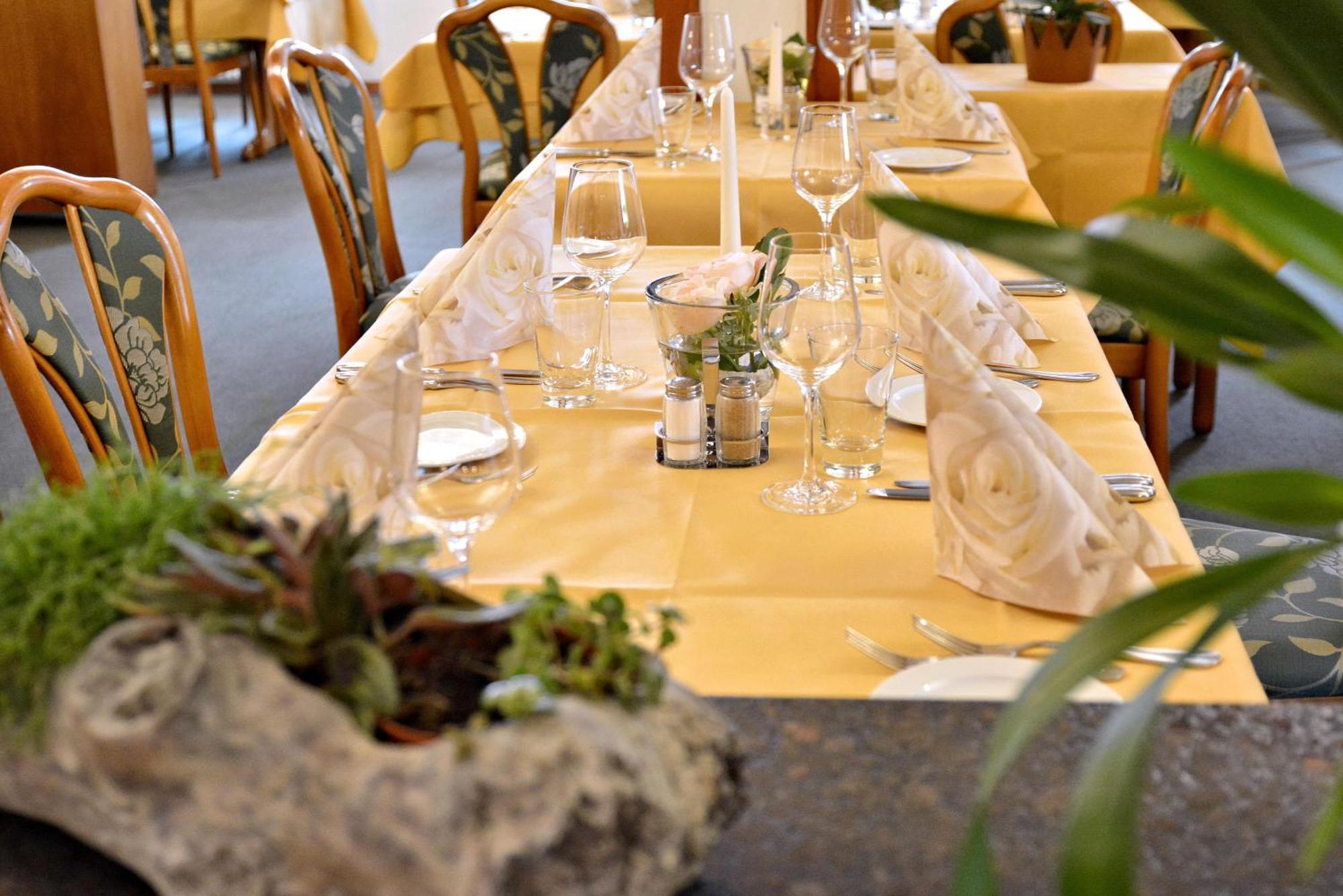Rosenhotel Scherer Schiffweiler Extérieur photo