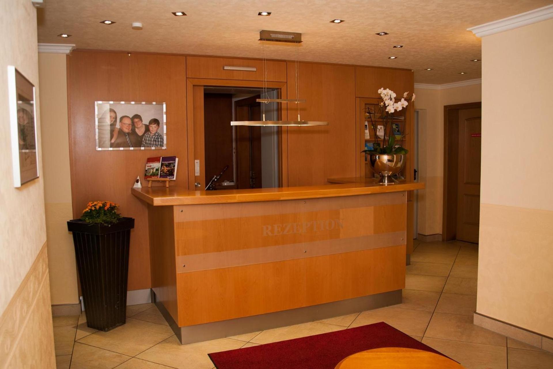 Rosenhotel Scherer Schiffweiler Extérieur photo